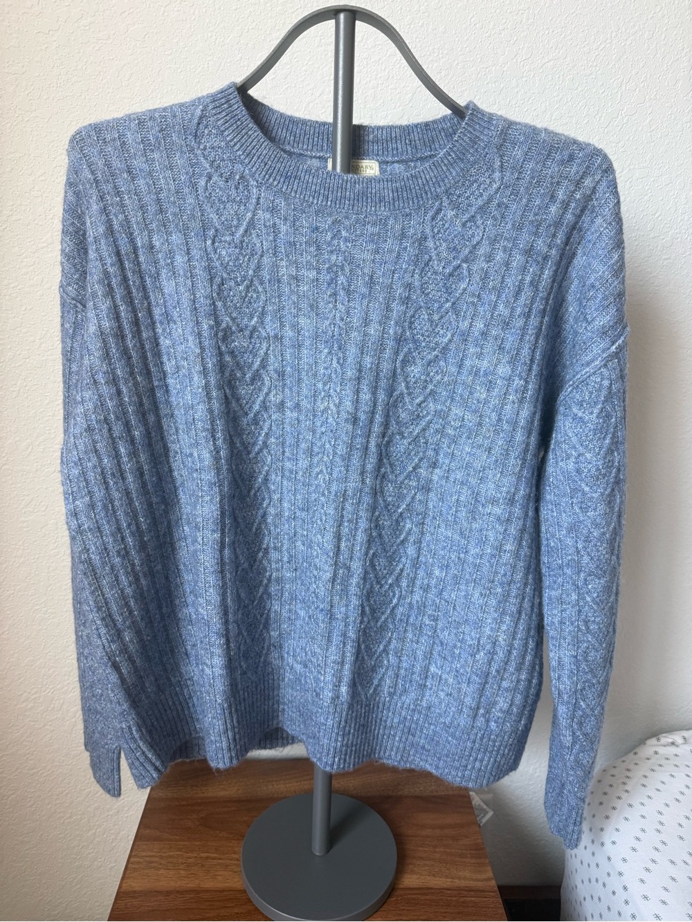 Legendary Outfitters Womens Blue Cable Knit Crewneck Sweater